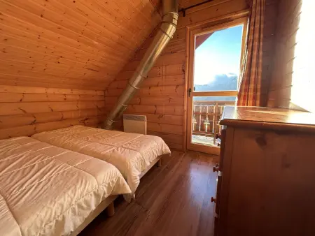 Superbe chalet pour 8 pers. près pistes et commerces, cheminée, terrasse, piscine, navette, ménage inclus - Photo 9