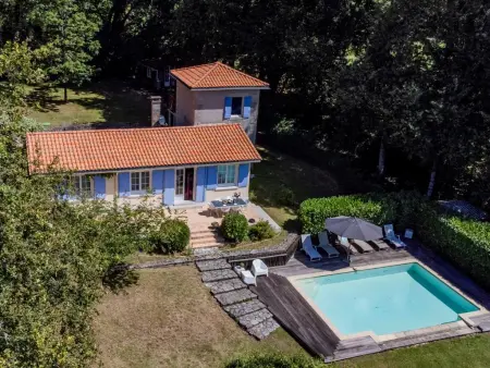 La Maison sur la Colline, Maison moderne et soignée avec piscine privée - Photo 1