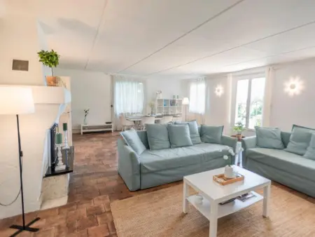 La Maison sur la Colline, Maison moderne et soignée avec piscine privée - Photo 9