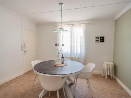 La Maison sur la Colline, Maison moderne et soignée avec piscine privée - Photo 10