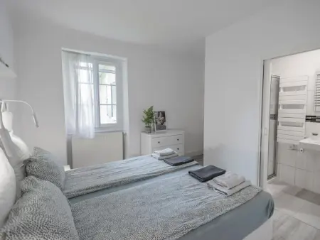 La Maison sur la Colline, Maison moderne et soignée avec piscine privée - Photo 14