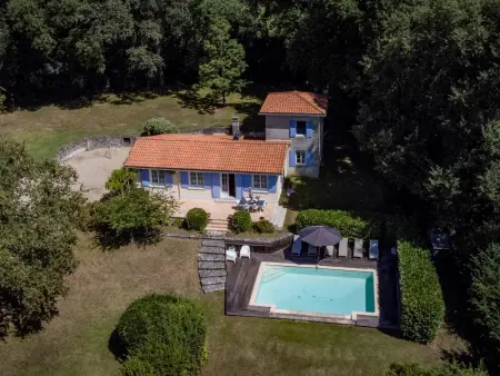 La Maison sur la Colline, Maison moderne et soignée avec piscine privée - Photo 36