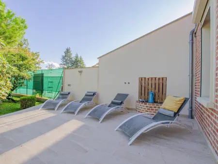 Maison familiale au bord du lac avec piscine, véranda climatisée et jardin fleuri - Photo 30