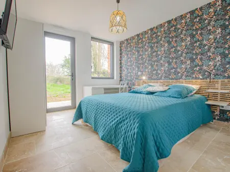 Maison de charme avec piscine chauffée, jardin méditerranéen et équipements complets - Photo 11