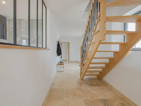 Maison de charme avec piscine chauffée, jardin méditerranéen et équipements complets - Photo 15