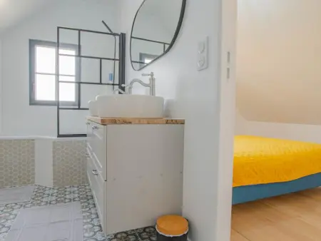 Maison de charme avec piscine chauffée, jardin méditerranéen et équipements complets - Photo 20