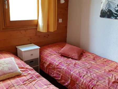 Charmant 2 pièces+mezzanine à Valmorel, bord de piste, plein sud, 3 étoiles, 5 pers, balcon - Photo 1