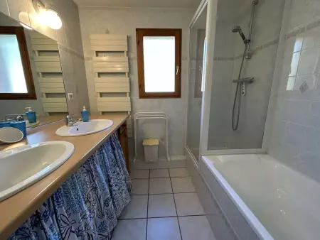 Maison spacieuse 8 pers avec terrasse - St-Chaffrey-S.Chevalier - Photo 13