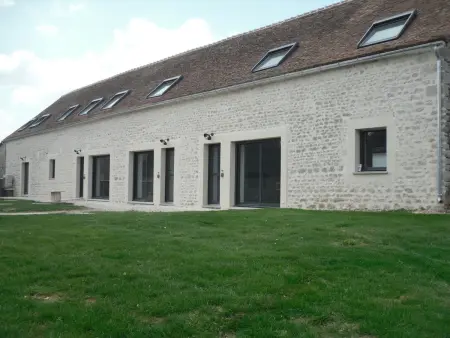 Gîtes contemporains et rénovés avec jardin, terrasse et parking à Moutiers en Beauce - Photo 20
