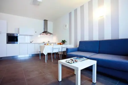 Residence Riviera Palace Two-room Apartment, Résidence Riviera Palace, Loano - Photo 6
