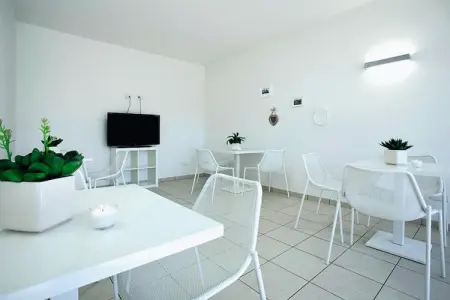 Residence Riviera Palace Two-room Apartment, Résidence Riviera Palace, Loano - Photo 13