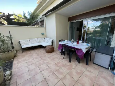 Appartement RDC à Port Camargue - 6 Couchages, Accès Direct Plage, Parking, Jardin - Photo 1