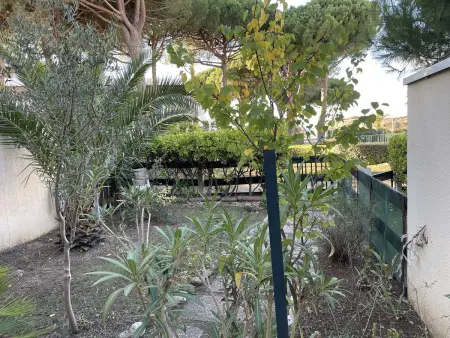 Appartement RDC à Port Camargue - 6 Couchages, Accès Direct Plage, Parking, Jardin - Photo 3