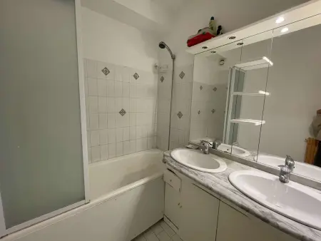 Appartement RDC à Port Camargue - 6 Couchages, Accès Direct Plage, Parking, Jardin - Photo 14
