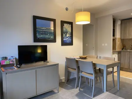 Appartement avec Piscine, WIFI, à 50m de la Plage de Trestraou - Perros-Guirec - Photo 1