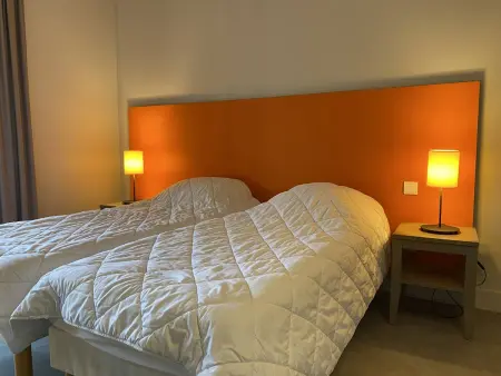 Appartement avec Piscine, WIFI, à 50m de la Plage de Trestraou - Perros-Guirec - Photo 3