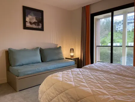 Appartement avec Piscine, WIFI, à 50m de la Plage de Trestraou - Perros-Guirec - Photo 9