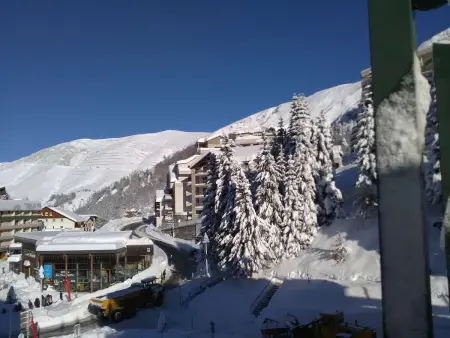 Studio cabine 6 pers. proche pistes avec balcon et casier à ski - Photo 12