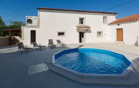 Villa Rosa Kringa, Maison 8 personnes à Tinjan - Photo 9