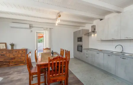Villa Rosa Kringa, Maison 8 personnes à Tinjan - Photo 21