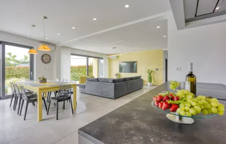 Villa Speranza, Maison 8 personnes à Tinjan - Photo 22