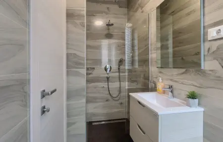 Villa Speranza, Maison 8 personnes à Tinjan - Photo 43