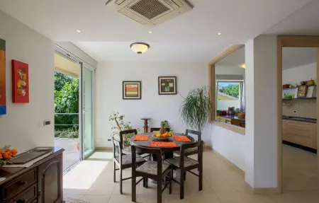 Villa House Iver, Maison 8 personnes à Kostrena - Photo 24