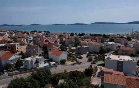Villa Lumaka Sun, Maison 8 personnes à Sibenik - Photo 2