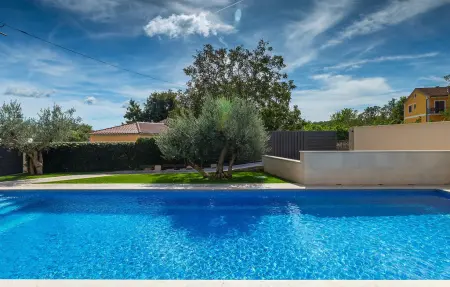 Villa Simeanna, Maison 17 personnes à Tinjan - Photo 14