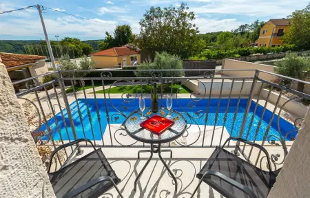 Villa Simeanna, Maison 17 personnes à Tinjan - Photo 19