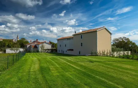 Villa Simeanna, Maison 17 personnes à Tinjan - Photo 21
