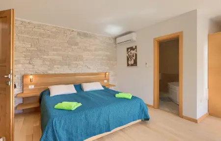 Villa Simeanna, Maison 17 personnes à Tinjan - Photo 33