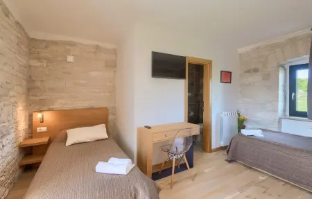 Villa Simeanna, Maison 17 personnes à Tinjan - Photo 45