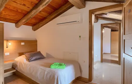 Villa Simeanna, Maison 17 personnes à Tinjan - Photo 48