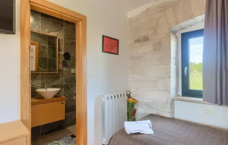 Villa Simeanna, Maison 17 personnes à Tinjan - Photo 49