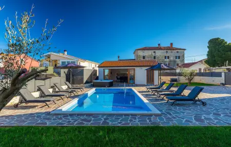 Villa Druskovic, Maison 8 personnes à Umag - Photo 1
