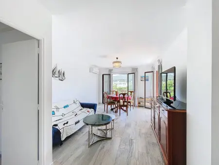 Appartement lumineux près de la plage des Lecques avec wifi et climatisation - Photo 4