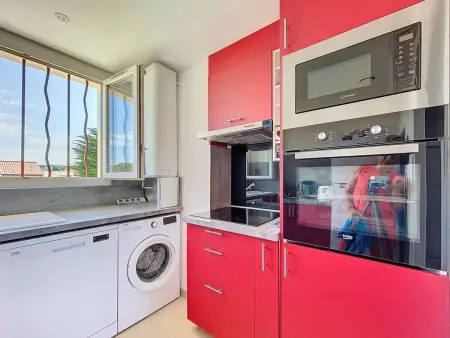 Appartement en bord de plage avec terrasse, parking privé, wifi et équipements modernes - Photo 13