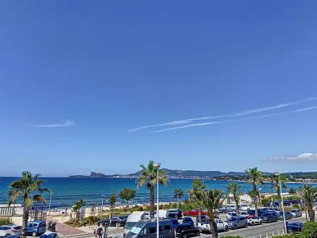Appartement en bord de plage avec terrasse, parking privé, wifi et équipements modernes - Photo 16