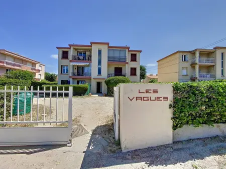 Appartement en bord de plage avec terrasse, parking privé, wifi et équipements modernes - Photo 18