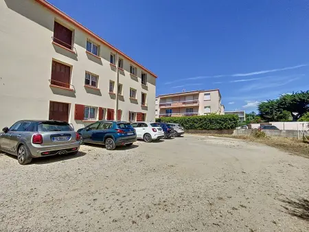 Appartement en bord de plage avec terrasse, parking privé, wifi et équipements modernes - Photo 19