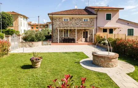 COUNTRY HOUSE IL CARRAIO, Maison 10 personnes à Orentano - Photo 1