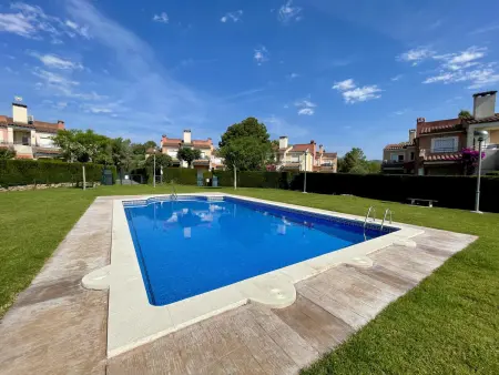 Maison de ville avec jardin privé et accès piscine, idéale pour vacances en famille à Miami Playa - Photo 1