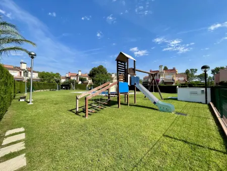 Maison de ville avec jardin privé et accès piscine, idéale pour vacances en famille à Miami Playa - Photo 2