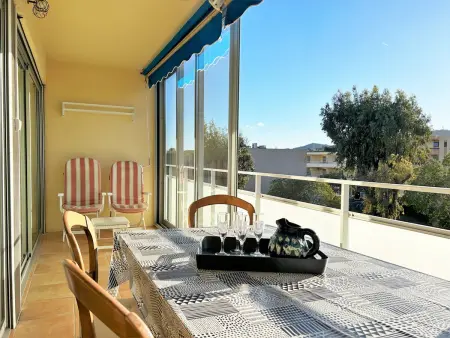 Appartement à 150m de la plage avec terrasse fermée et parking privatif - Bormes-les-Mimosas - Photo 1