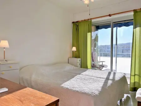 Appartement à 150m de la plage avec terrasse fermée et parking privatif - Bormes-les-Mimosas - Photo 8