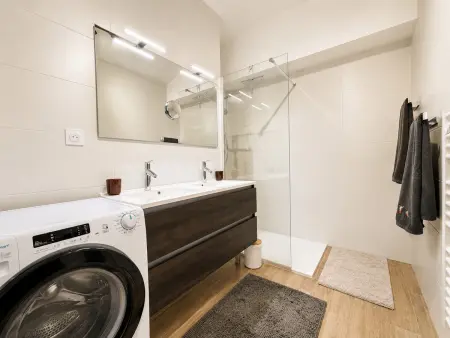 Appartement neuf proche piste avec parking et WIFI - Photo 10