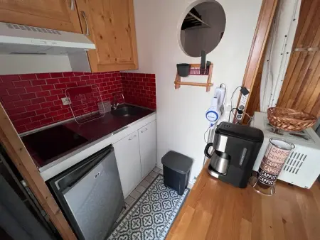 Studio Cabine Calme avec Balcon, Proche Navette et Station Les Angles - Photo 2