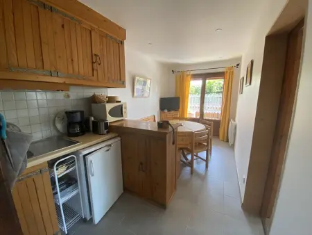 Appartement 5 pers, centre Cernix, piste & commerces, animaux admis, parking, balcon - Photo 8
