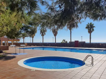 Duplex familial sur plage, 8 pers, avec WiFi et parking inclus - Photo 1
